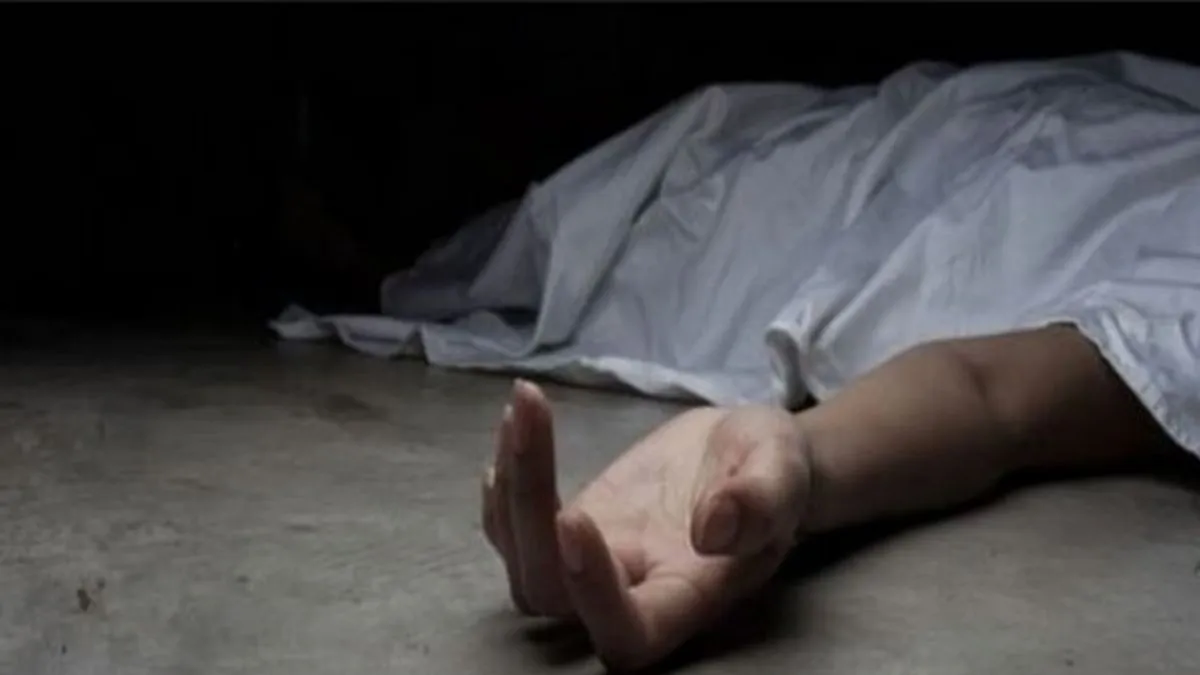 મંદિરની છતનો ભાગ તૂટી પડતાં એક ભક્તનું મોત