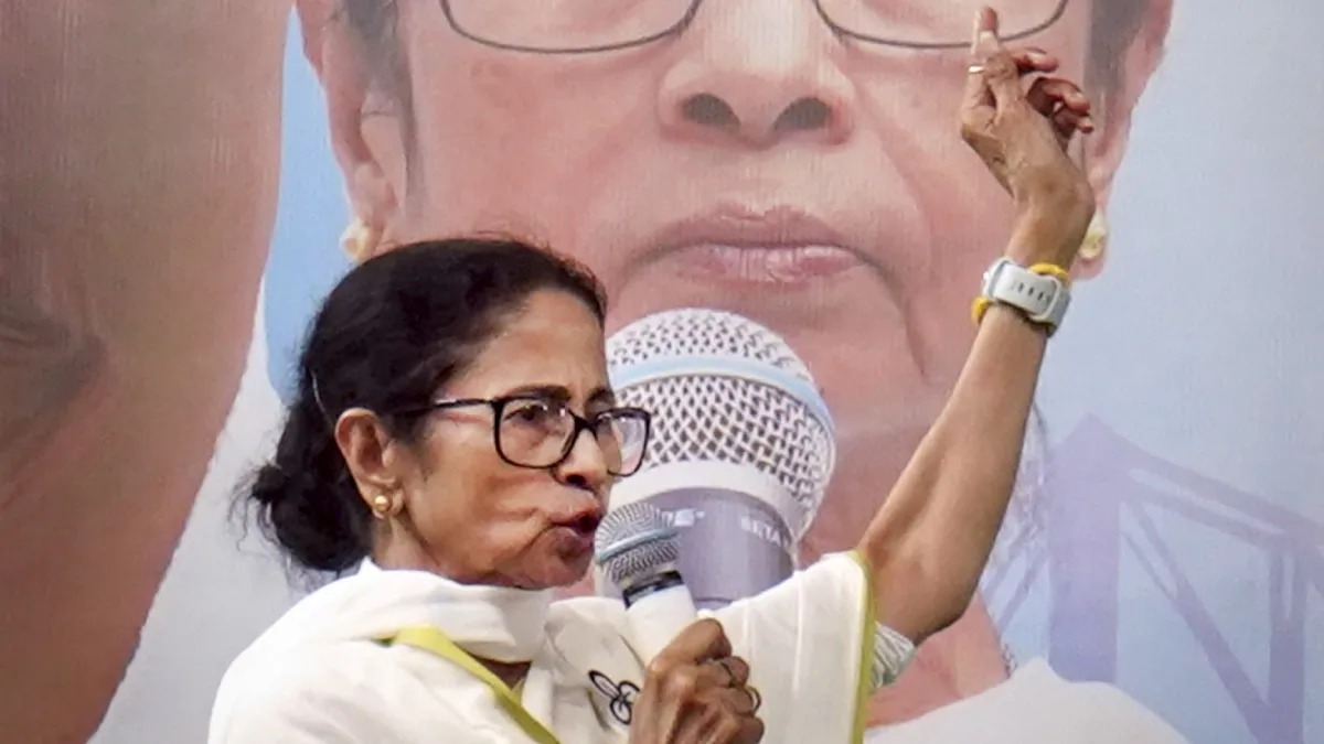 મારી પાસેથી કાયદો અને વ્યવસ્થા છીનવાઈ ગઈ છે, ચૂંટણી પંચ બંગાળમાં રાષ્ટ્રપતિ શાસન ચલાવી રહ્યું છે: મમતા બેનર્જી