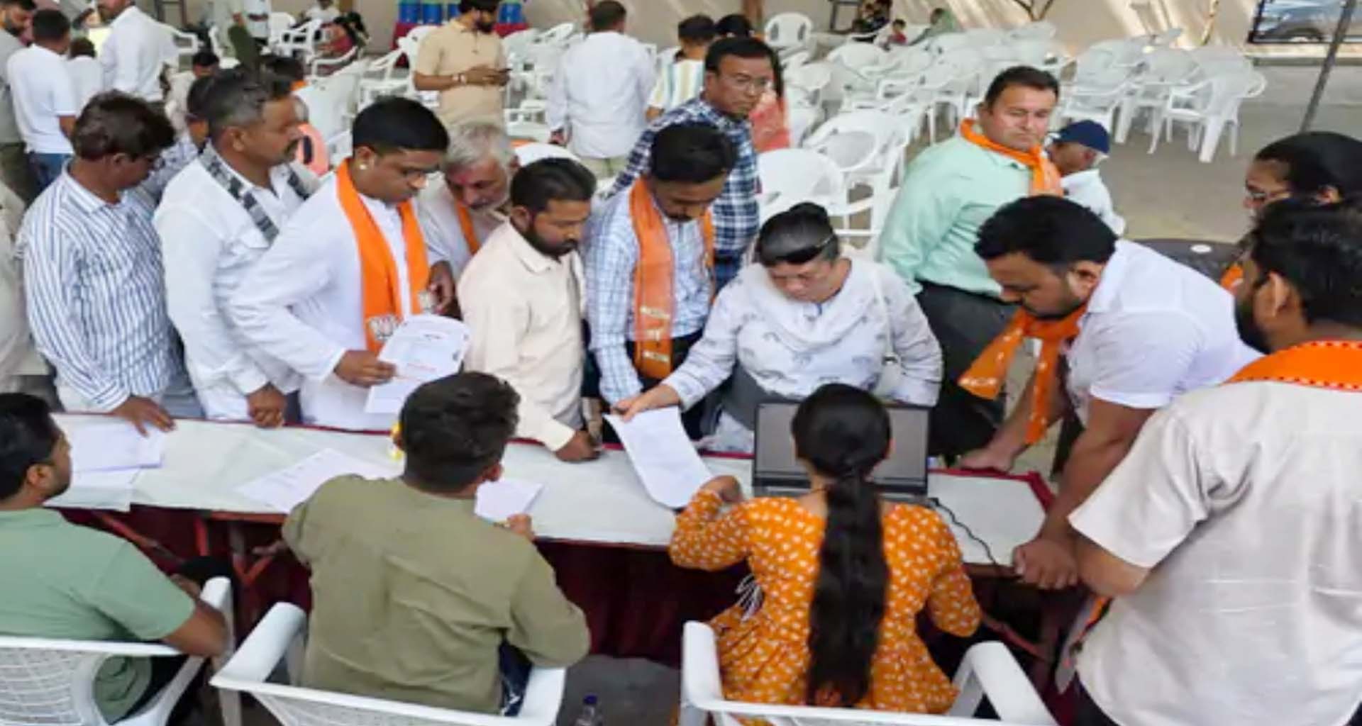 પાટણમાં ભાજપ દ્વારા સ્થાનિક સ્વરાજ્યની ચૂંટણી માટે દાવેદારોની 'સેન્સ' પ્રક્રિયા હાથ ધરાઈ