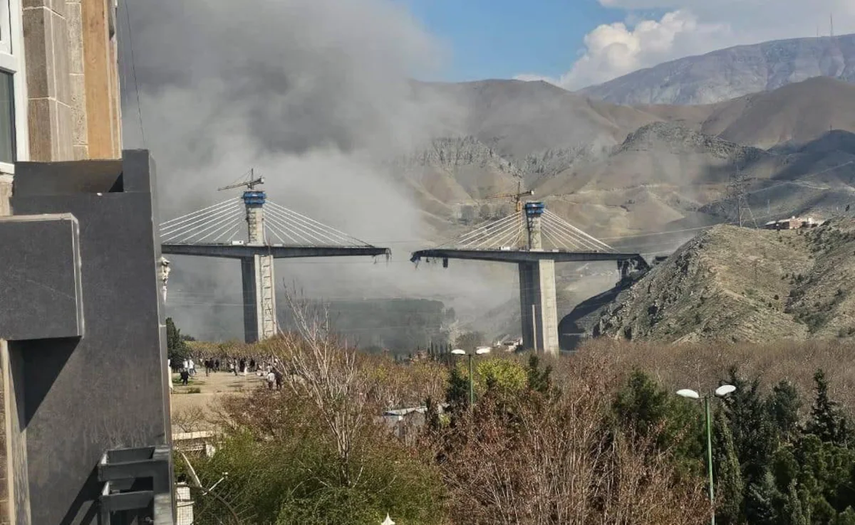 અમેરિકા દ્વારા ઈરાનમાં સૌથી મોટા ગલ્ફ બ્રિજનો નાશ કર્યા પછી તેહરાનની 8 ગલ્ફ બ્રિજની 'હિટ-લિસ્ટ'