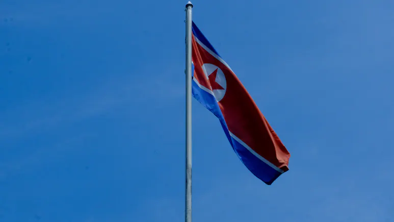 ઉત્તર કોરિયાએ મુખ્ય મિસાઇલ લોન્ચ સાઇટ નજીકના શહેરોને તોડી પાડ્યા હોવાના અહેવાલ છે.