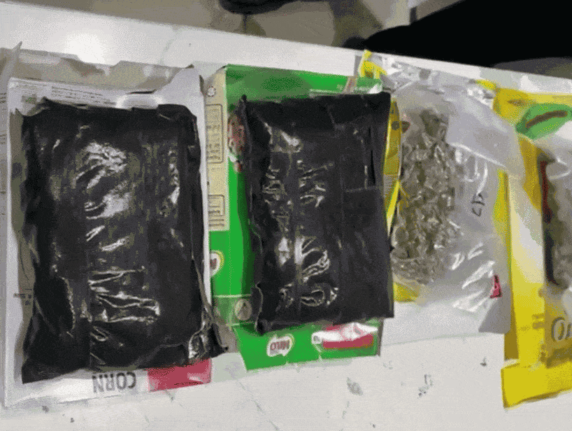 અમદાવાદ એરપોર્ટ પર મોટી કાર્યવાહી : બેંગકોકથી લાવવામાં આવેલો ₹2 કરોડનો 'હાઈબ્રિડ ગાંજો' ઝડપાયો