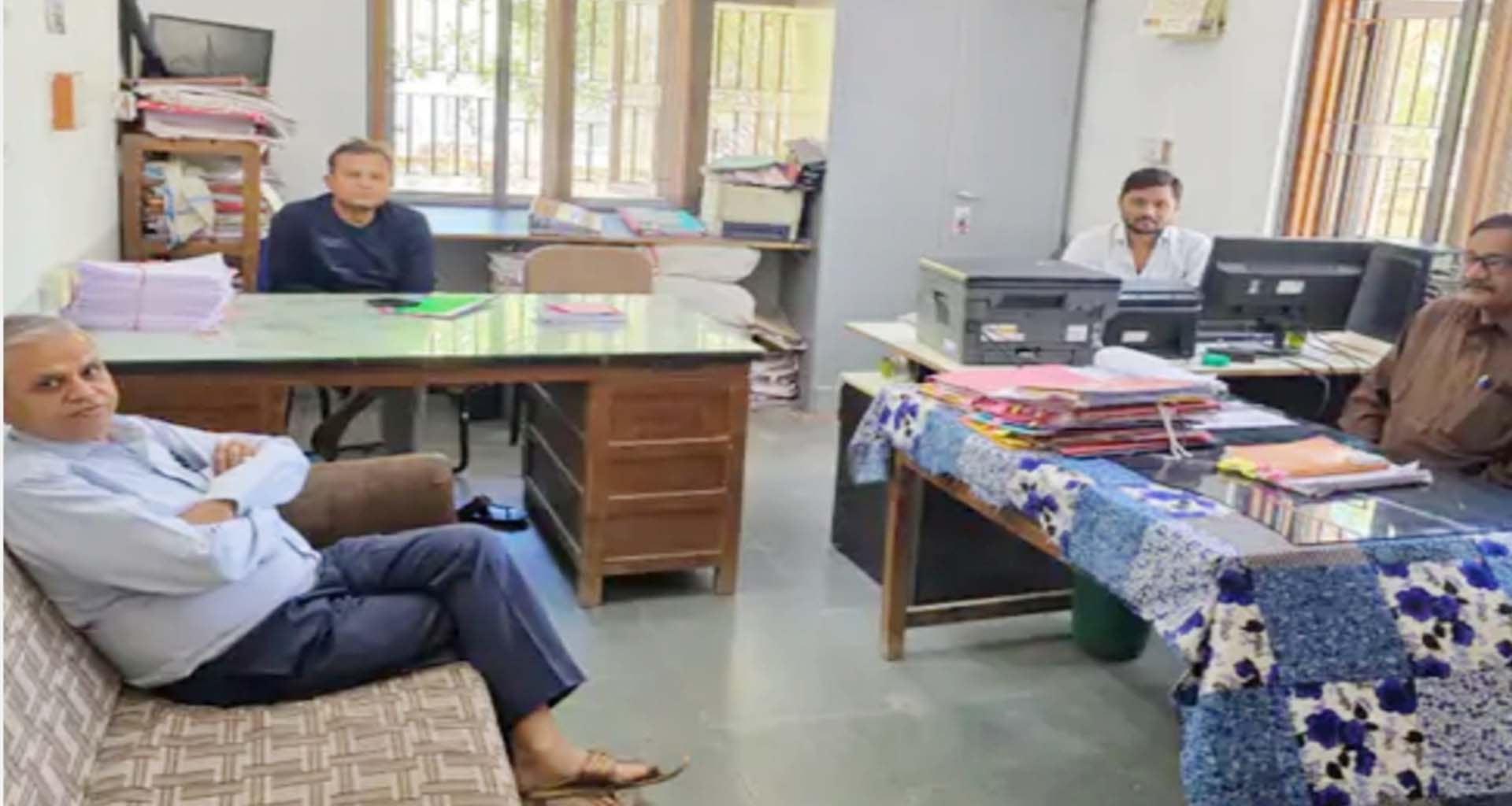 ચૂંટણીનો ગરમાવો : પાટણમાં પહેલા દિવસે 41 ઉમેદવારી ફોર્મનું વિતરણ