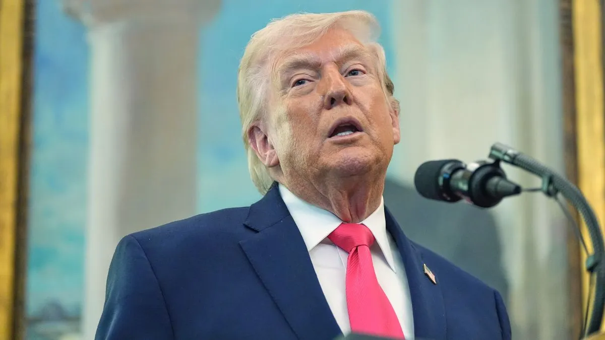 અમેરિકા અને ઈરાન વચ્ચે યુદ્ધવિરામની જાહેરાત પછી, મુજતબાએ તાત્કાલિક હુમલાઓ બંધ કરવાનો આદેશ આપ્યો