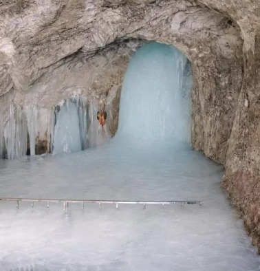 રાહ જોવાનો અંત! બાબા બર્ફાનીની પહેલી અલૌકિક છબી સામે આવી