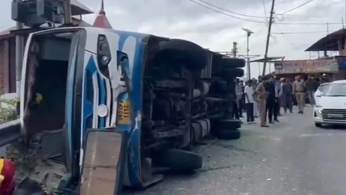 પગપાળા ચાલી રહેલા યાત્રાળુઓને ટ્રકે કચડી નાખ્યા, 7 લોકોના મોત