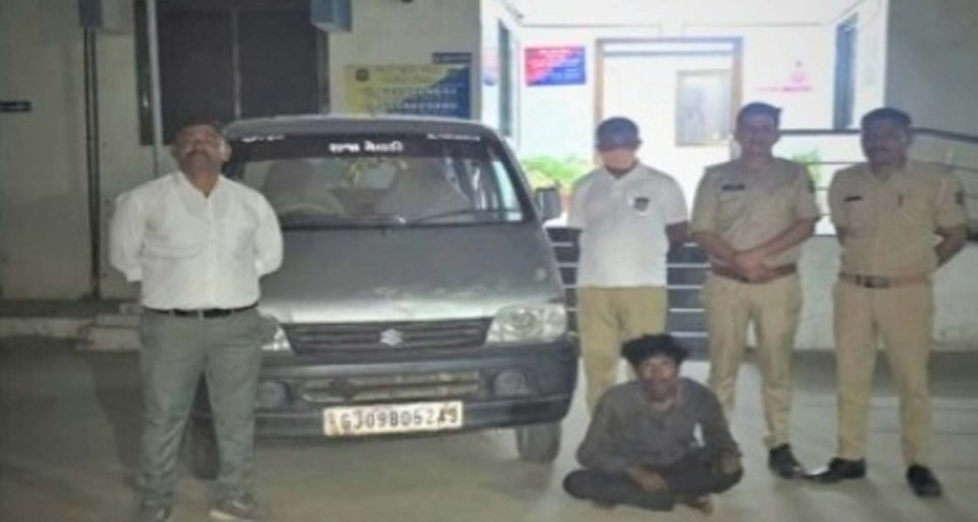 ડીસામાં પોલીસને મોટી સફળતા : ચોરીની શંકાસ્પદ ઈકો ગાડી સાથે એક ઈસમ ઝડપાયો