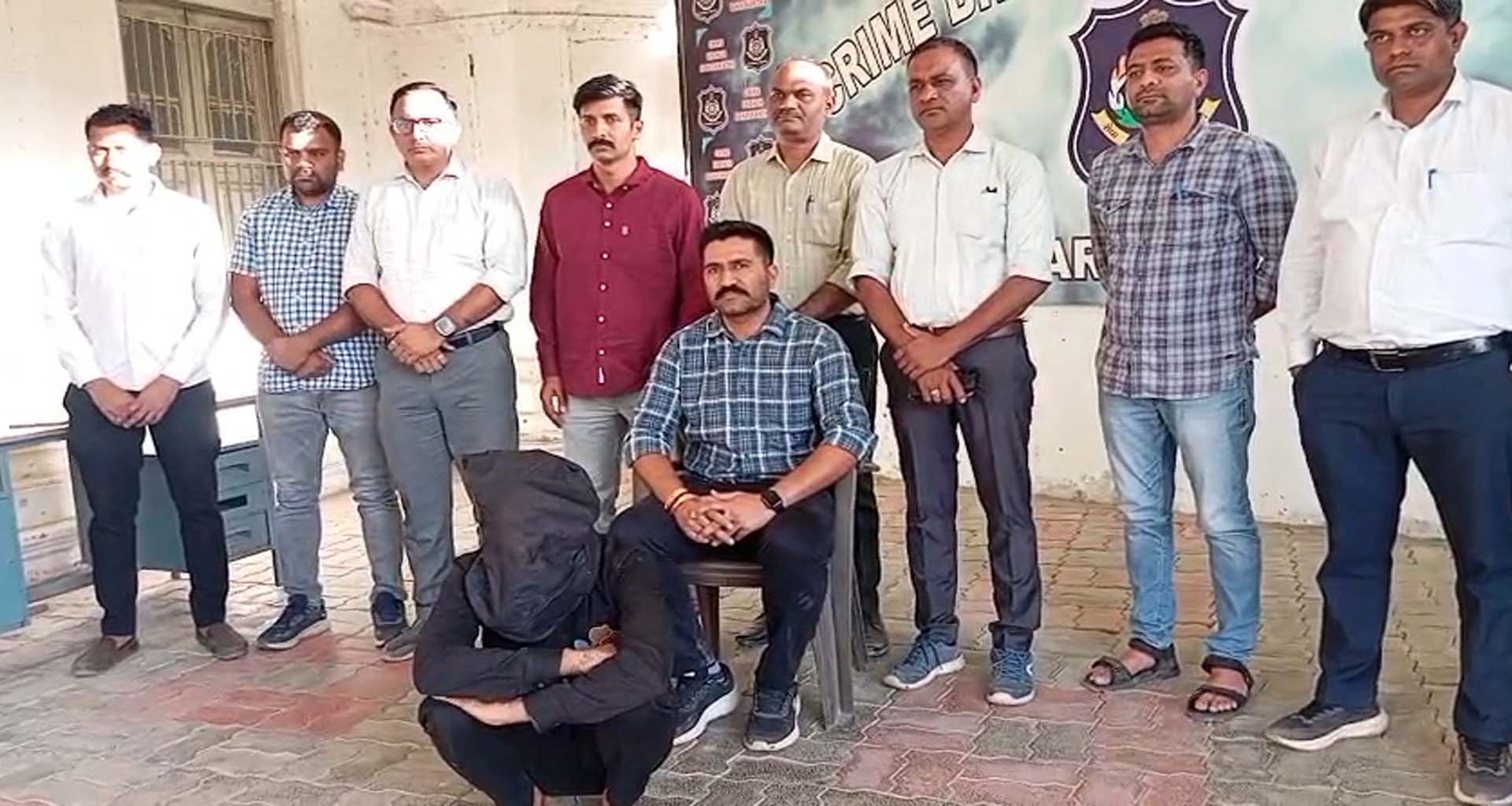 બનાસકાંઠામાં ચેન સ્નેચિંગ ગેંગનો પર્દાફાશ :  24 થી વધુ ચેન સ્નેચિંગના ગુનાઓનો ભેદ ઉકેલાયા 