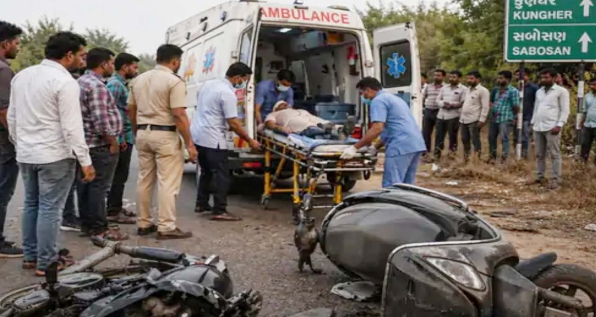 પાટણ સબોસણ રોડ પર કાળમુખો અકસ્માત; બાઈક અને એક્ટિવા વચ્ચે સર્જાયેલી ટક્કરમાં આધેડનું મોત, બે ઘાયલ