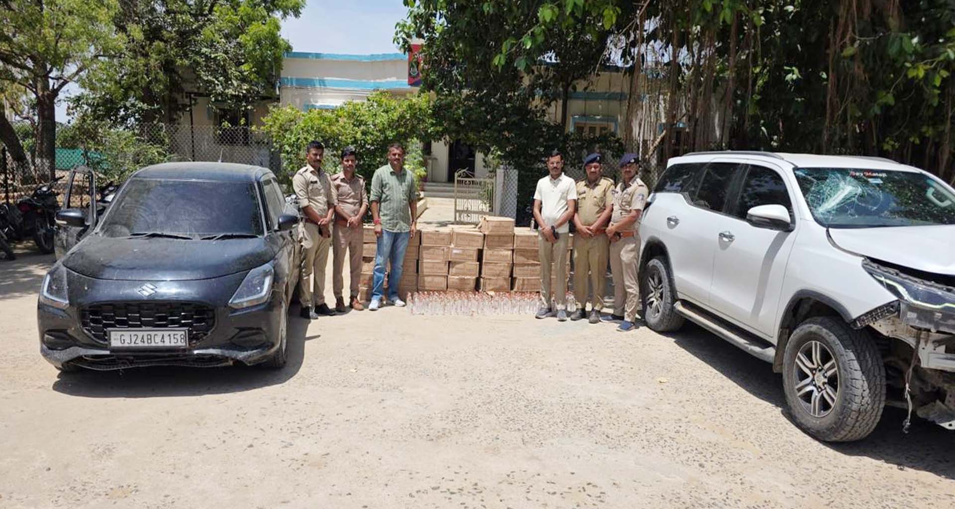 દારૂબંધીના લીરેલીરા ઉડ્યા: વાવની અસારા ખરડોલ કેનાલ પાસેથી ₹22 લાખનો વિદેશી દારૂ ઝડપાયો