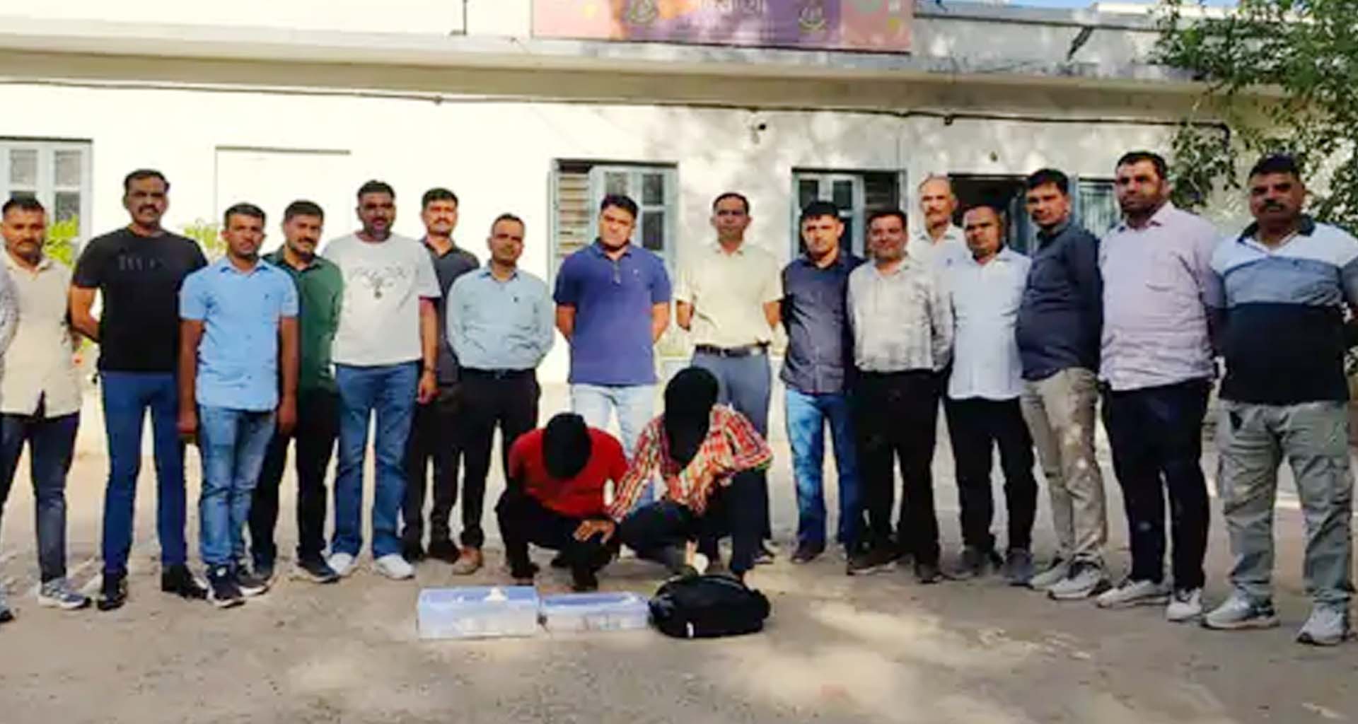 મહેસાણાના વસઈમાં થયેલી 64 લાખની સનસનાટીભરી લૂંટનો ભેદ ઉકેલાયો, LCB એ બે આરોપીઓને દબોચી લીધા