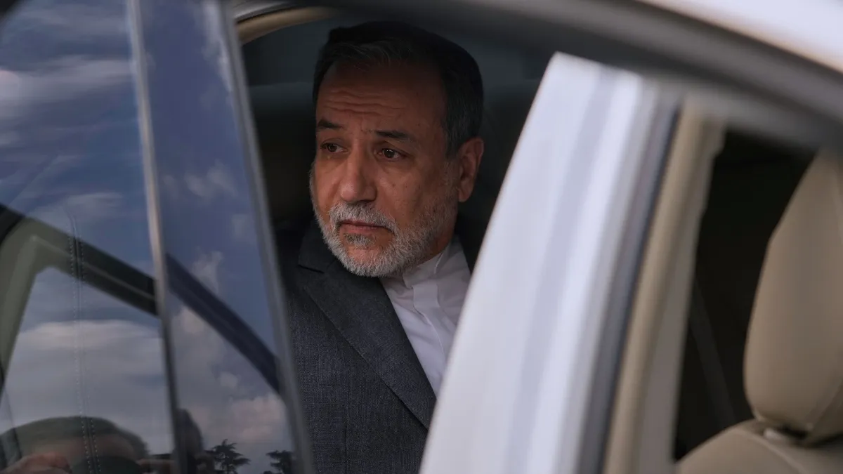 ઈરાનના વિદેશ મંત્રી અરાઘચી 24 કલાકમાં બે વાર ઇસ્લામાબાદ ગયા, હવે રશિયા જવાની તૈયારી