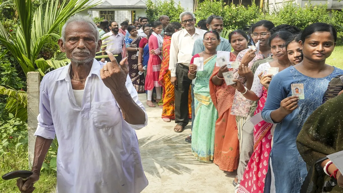 બંગાળમાં 142 બેઠકો પર બીજા તબક્કા માટે મતદાન શરૂ, નાદિયામાં ભાજપના પોલિંગ એજન્ટ પર હુમલો