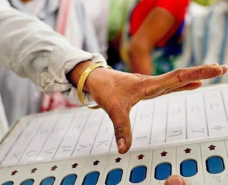 બંગાળની 142  બેઠકો પર બમ્પર મતદાન, બપોરે 1 વાગ્યા સુધીના આંકડા જાહેર