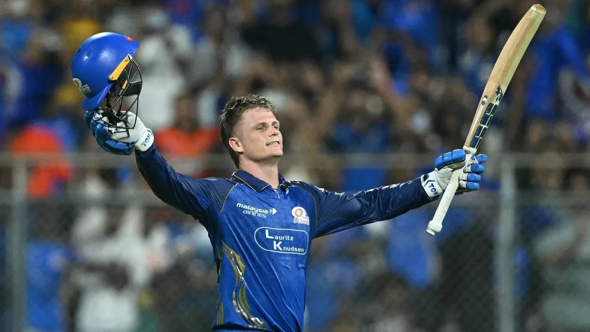 રાયન રિકેલ્ટને સનથ જયસૂર્યાનો રેકોર્ડ તોડીને 44 બોલમાં સદી ફટકારીને ઇતિહાસ રચ્યો