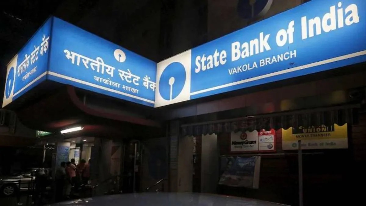 SBI માં 444 દિવસની FD માં ₹2,50,000 જમા કરાવશો તો તમને કેટલું વ્યાજ મળશે, ગણતરી સમજો