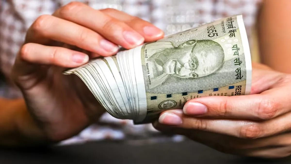 જો તમે HDFC બેંકમાં 55 મહિનાની FD માં ₹55,000 જમા કરાવો છો, તો પાકતી મુદત પર તમને કેટલું વળતર મળશે? ગણિત સમજો