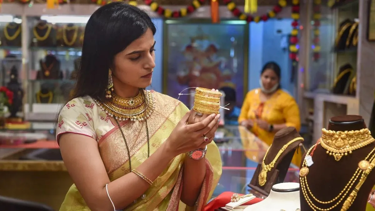 એપ્રિલમાં સોનાના ઝવેરાતની નિકાસમાં 21.77%નો ઘટાડો