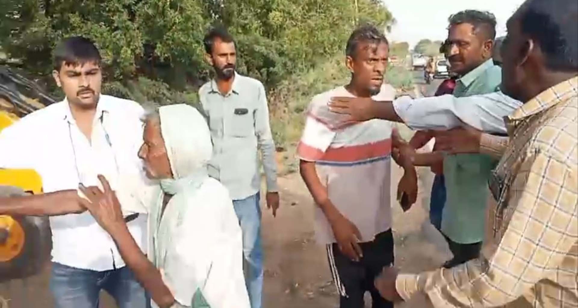 પાટણ: લોદરા ગામના સરપંચના પરિવારે કાયદો હાથમાં લીધો, સરકારી અધિકારી પર જીવલેણ હુમલો