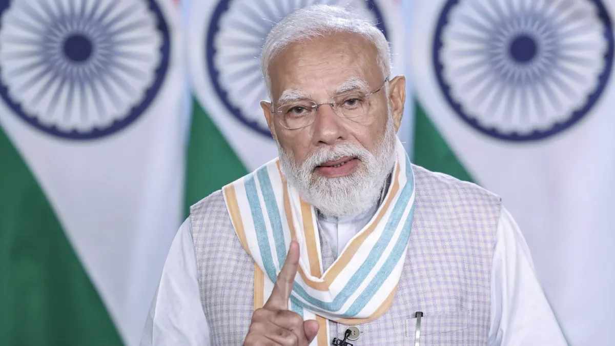PM મોદી સુરત અને દમણની મુલાકાત લેશે, ₹22,000 કરોડથી વધુના પ્રોજેક્ટ્સનું ઉદ્ઘાટન કરશે