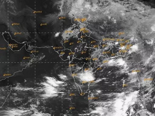 23 જૂને તેલંગાણાથી આગળ વધશે ચોમાસું, બિહાર-ઝારખંડમાં વીજળી પડતા 16 મોત, 8 રાજ્યોમાં પારો 40°C પાર