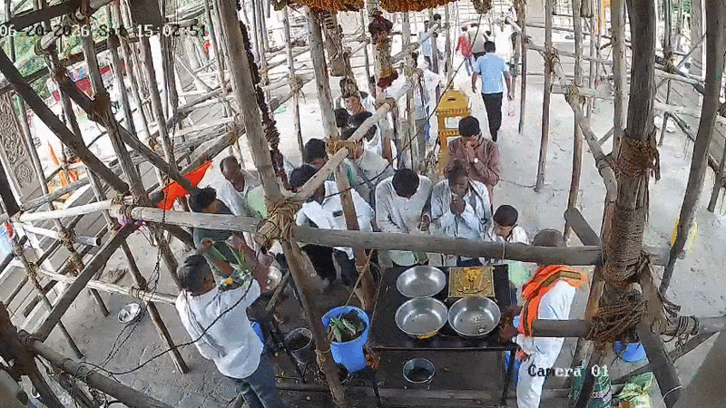 મહારાષ્ટ્રમાં મંદિર પાસે છત ધરાશાયી, 6નાં મોત