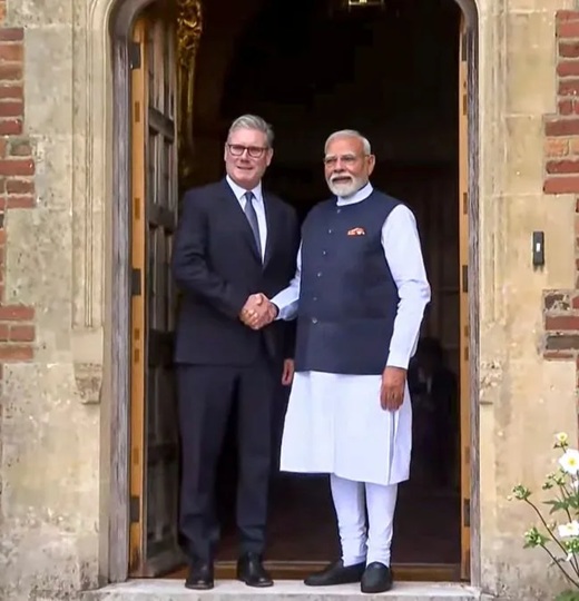 ‘યુકે EU છોડ્યા પછીનો સૌથી મહત્વપૂર્ણ કરાર’: ભારત અને યુકેએ FTA પર હસ્તાક્ષર કર્યા, બ્રિટિશ પીએમ સ્ટાર્મર