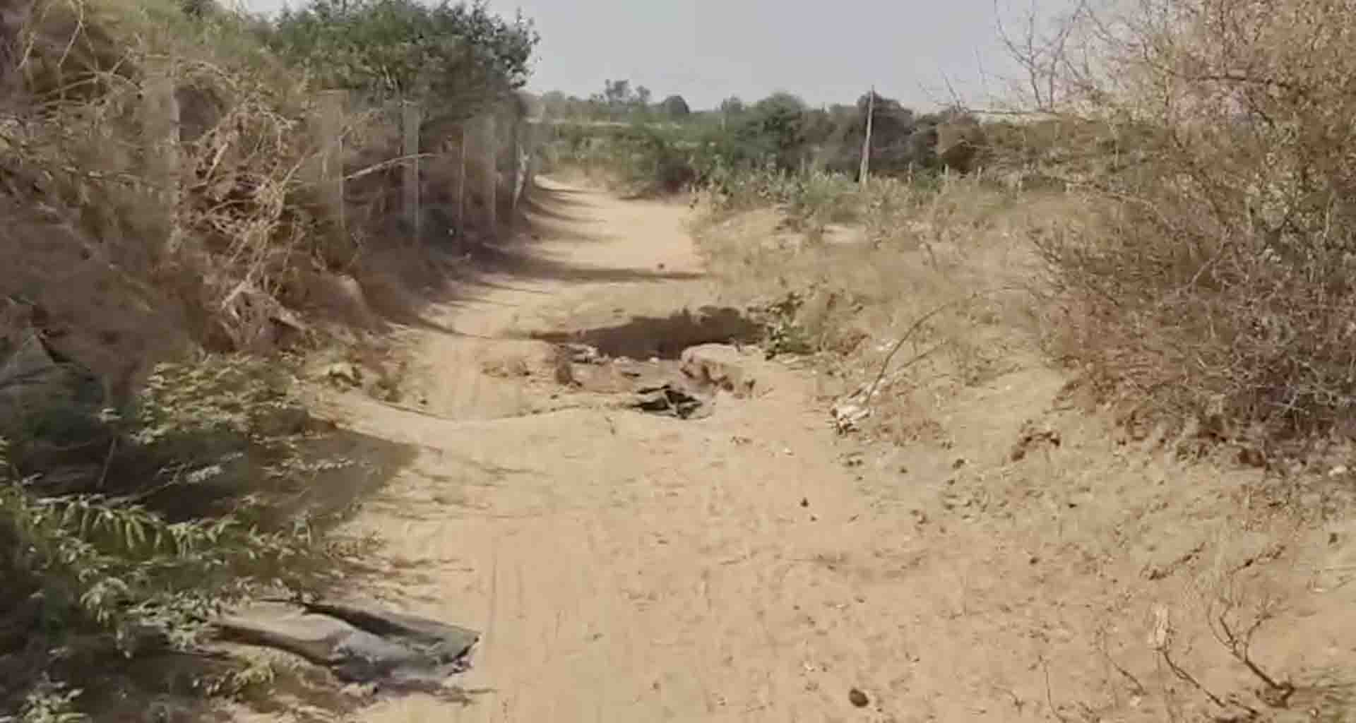 વાઘરોલ રૂપપુરા ગામના બિસ્માર રસ્તાના કારણે ગ્રામજનોને ભારે હાલાકી