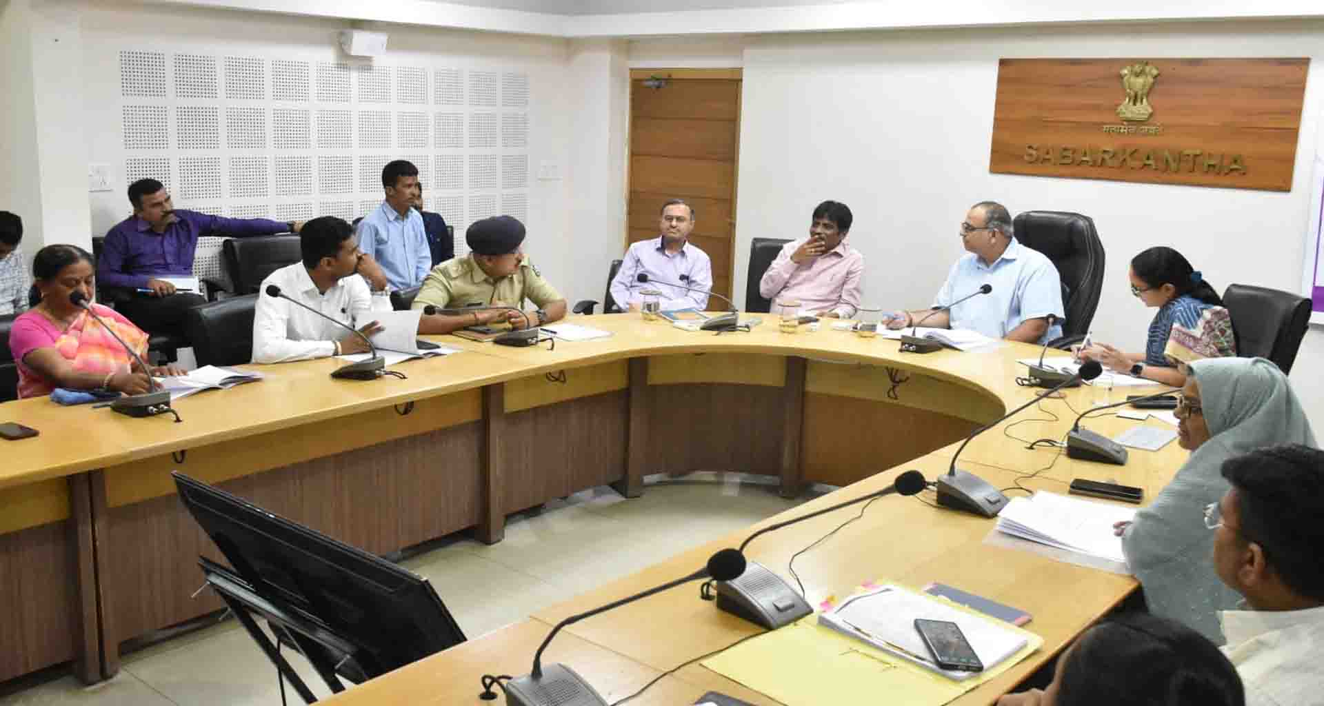 હિંમતનગર ખાતે કલેક્ટરની અધ્યક્ષતામાં "જીલ્લા સ્વાગત કાર્યક્રમ" યોજાયો