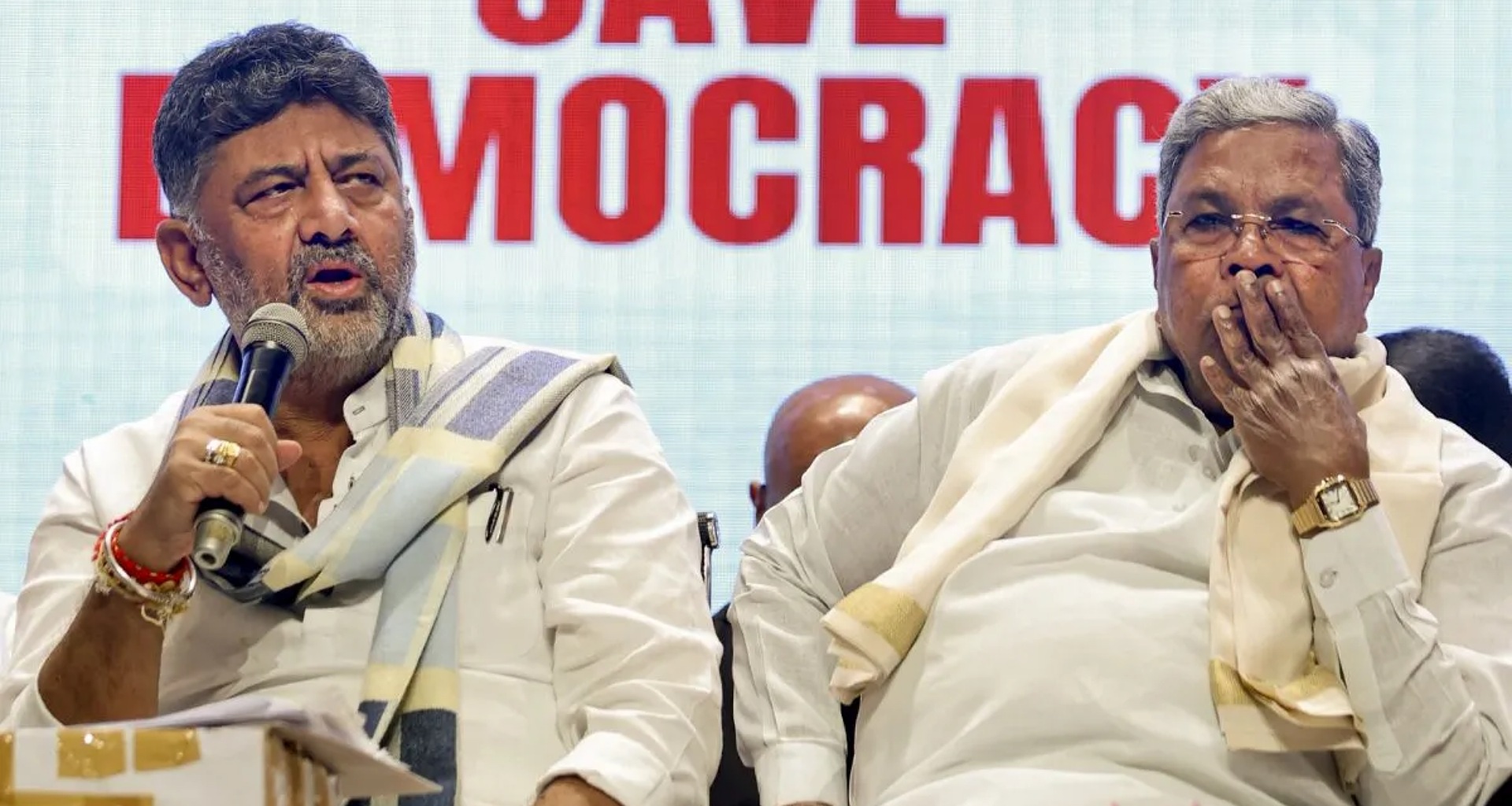 કર્ણાટક કોંગ્રેસમાં મુખ્યમંત્રી પદ માટેની લડાઈ હવે ચરમસીમાએ