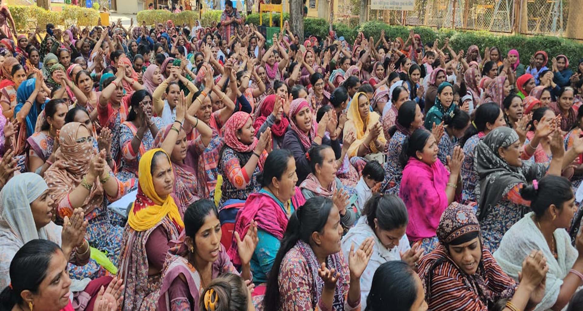 ડીસા સહિત સમગ્ર જિલ્લામાં આંગણવાડીઓને તાળાં