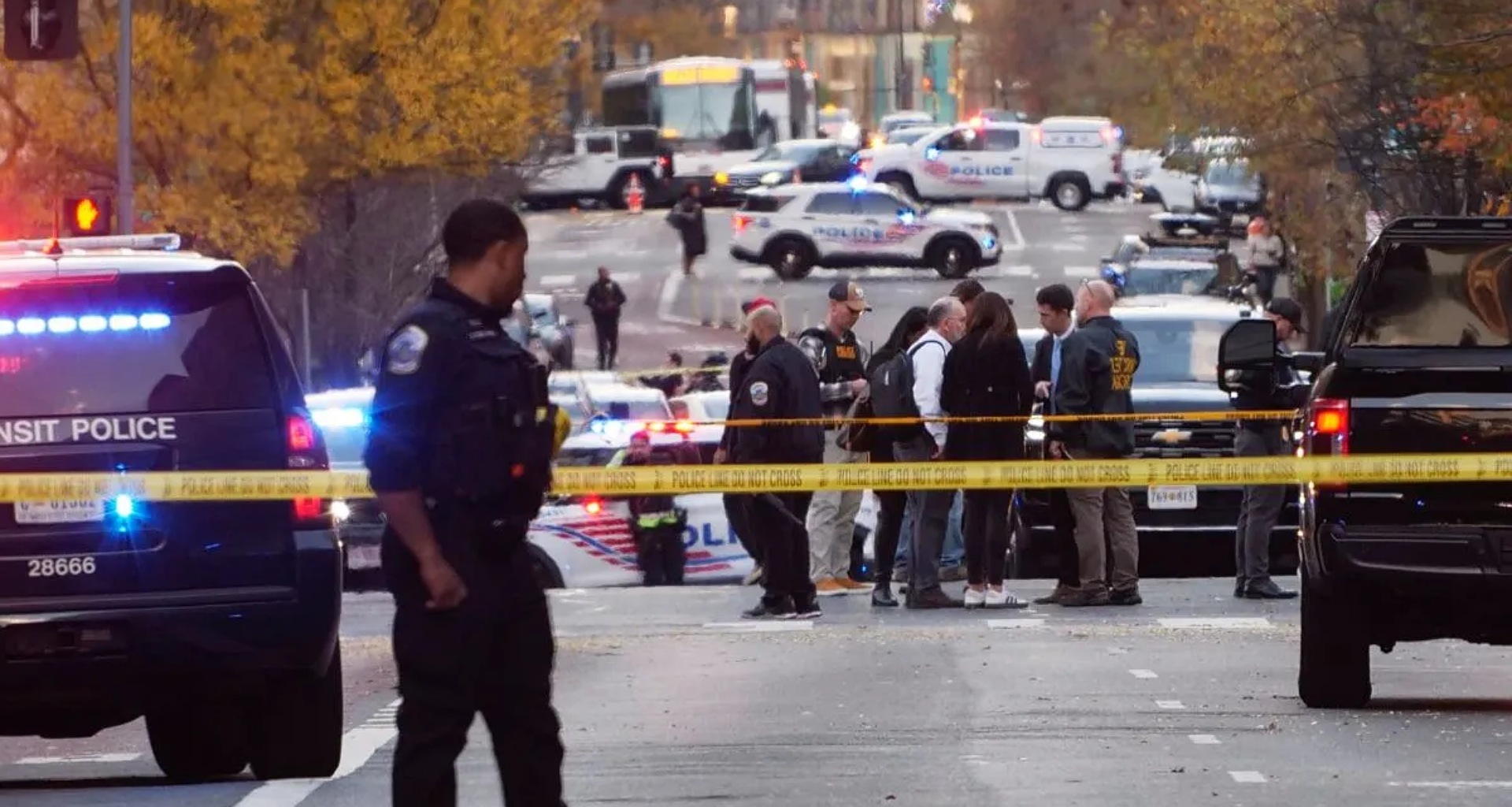 અમેરિકામાં વ્હાઇટ હાઉસ નજીક ફાયરિંગ, 2 નેશનલ ગાર્ડ્સ સહિત ઘણા લોકો ઘાયલ