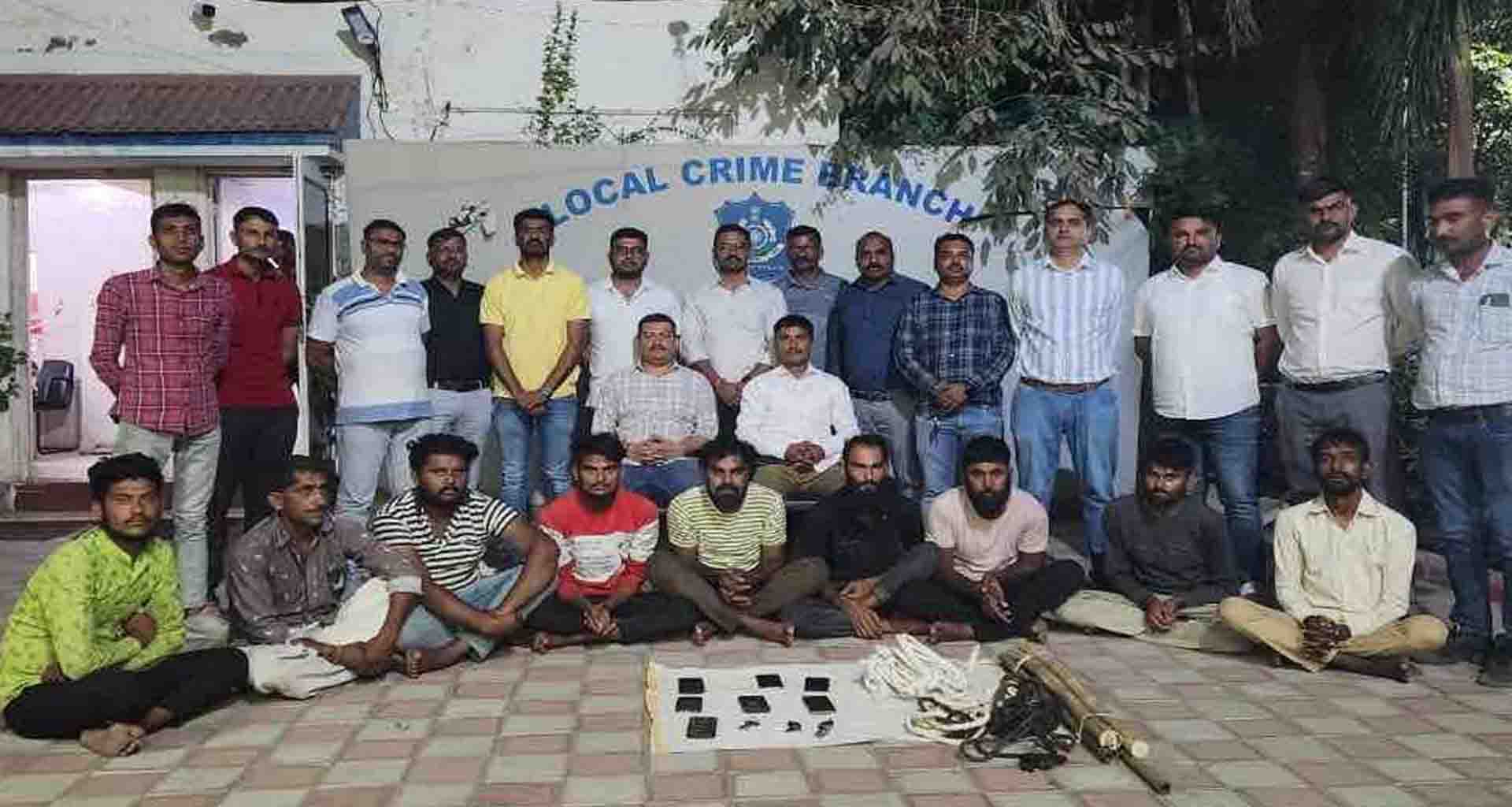 ભેંસ ચોરીનો મામલો; મુલતાની ગેંગના 8 આરોપીઓને પાટણની કોર્ટમાં રજૂ કરવામાં આવ્યા