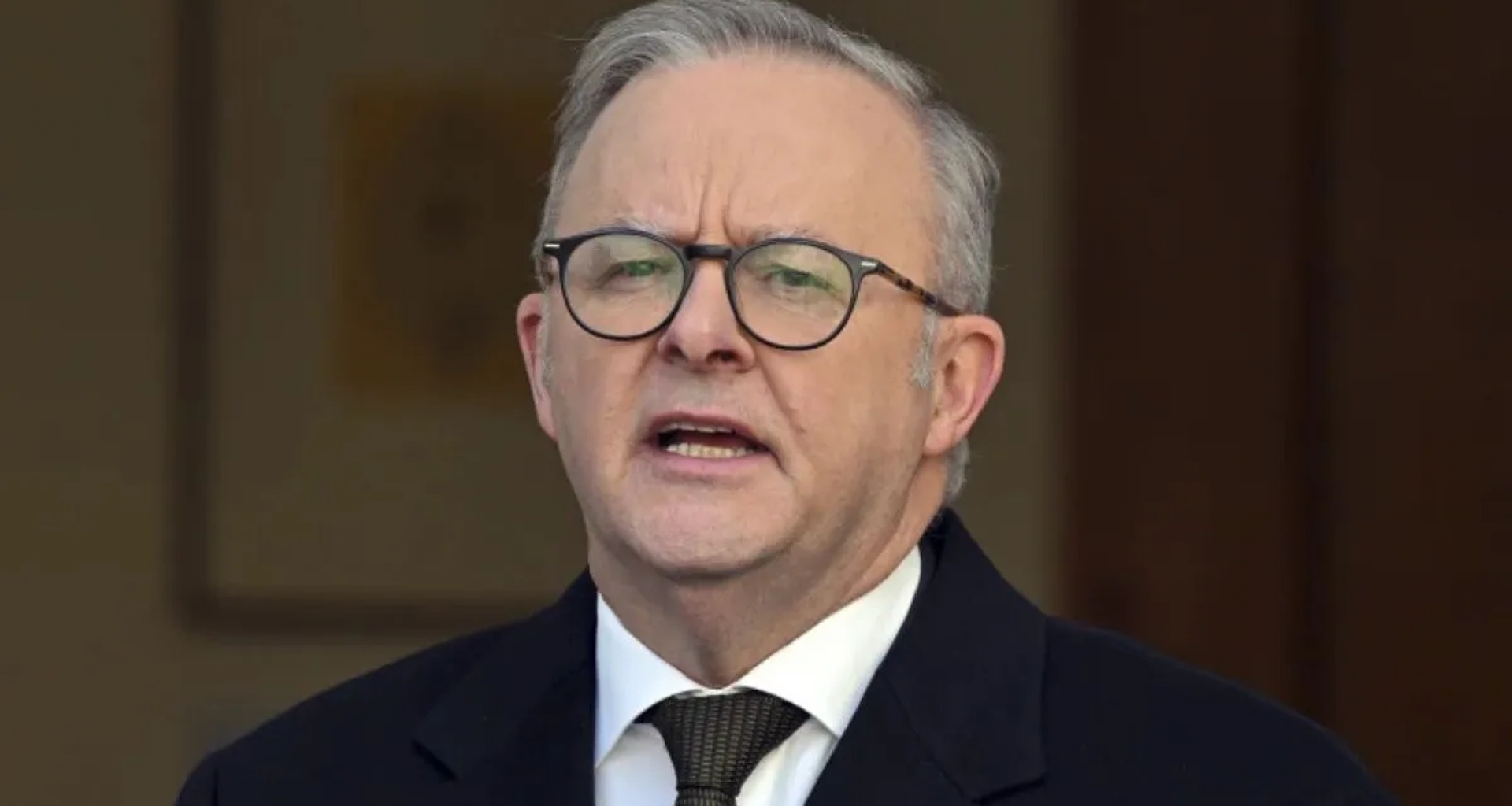 અલ્બેનીઝ સરકારે ભારતીય સ્થળાંતર વિરુદ્ધના અભિયાનોની નિંદા કરી