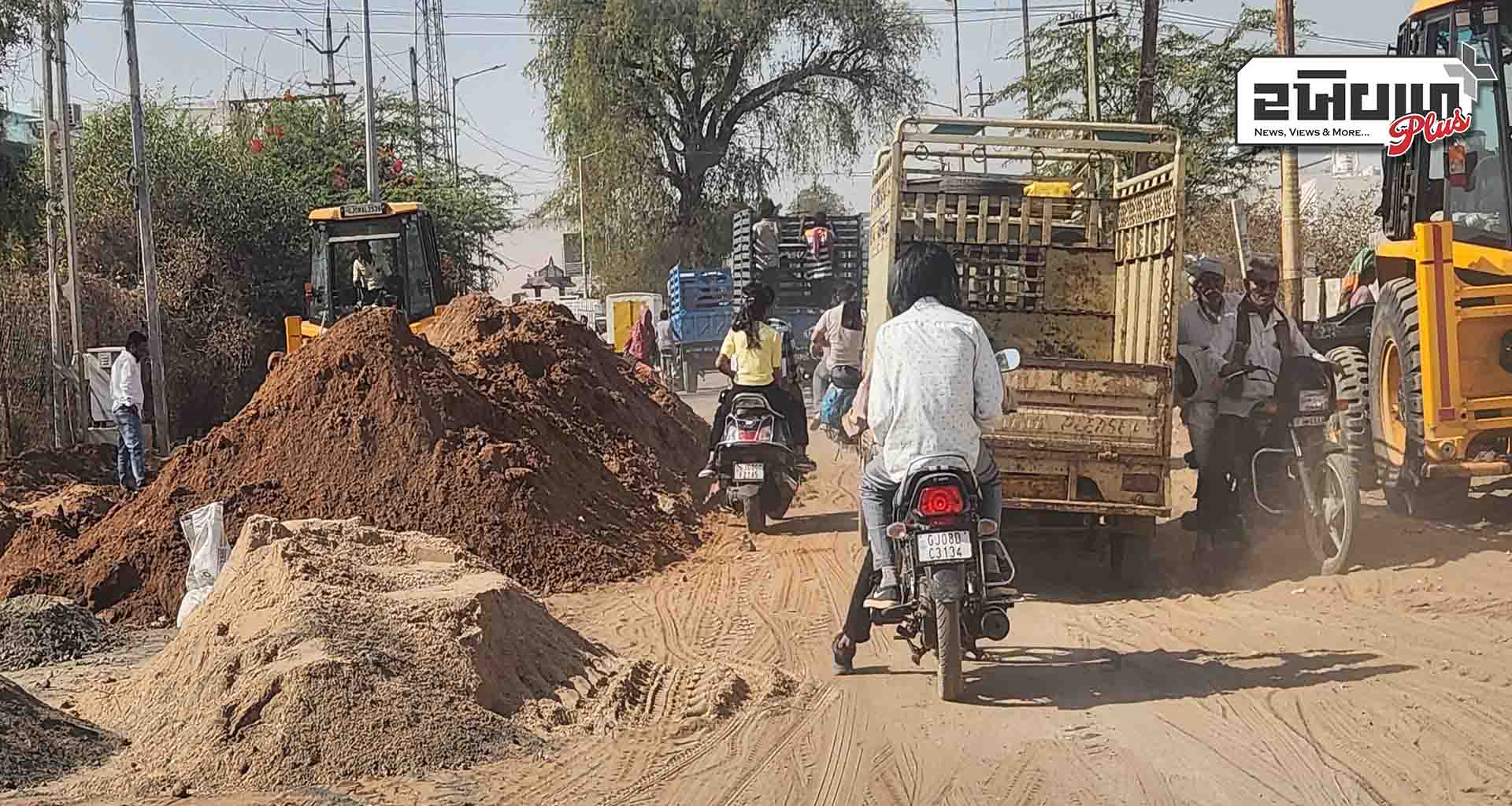 ડીસાના રાણપુર રોડ પર ભૂગર્ભ ગટરના ખોદકામના કારણે હાલાકી
