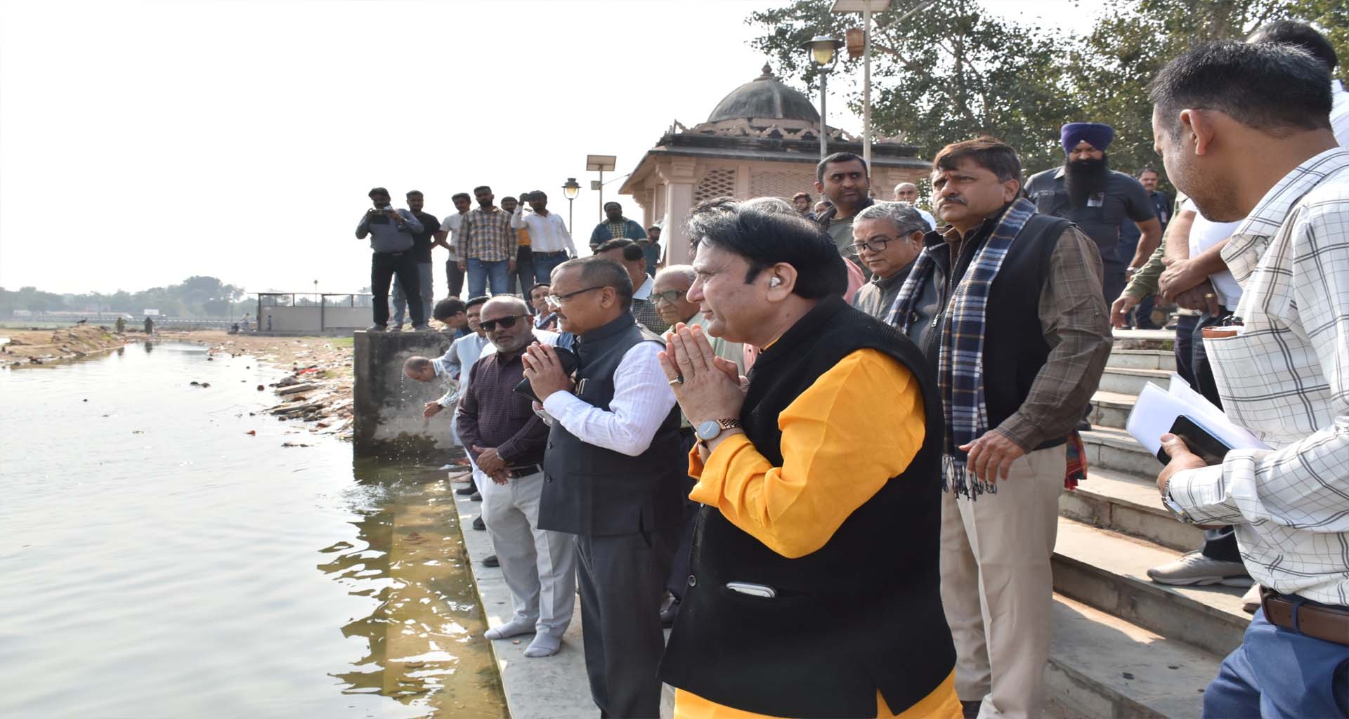 સિદ્ધપુર હીરાબા સરોવરની રાજ્યકક્ષાના જળસંપત્તિ અને પાણી પુરવઠા મંત્રી મુલાકાત લીધી