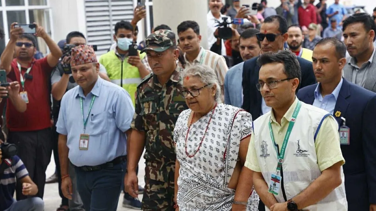 નેપાળના કાર્યકારી પીએમ સુશીલાએ ટ્રોમા સેન્ટરમાં ઘાયલ જનરલ-ઝેડ લોકોને મળ્યા