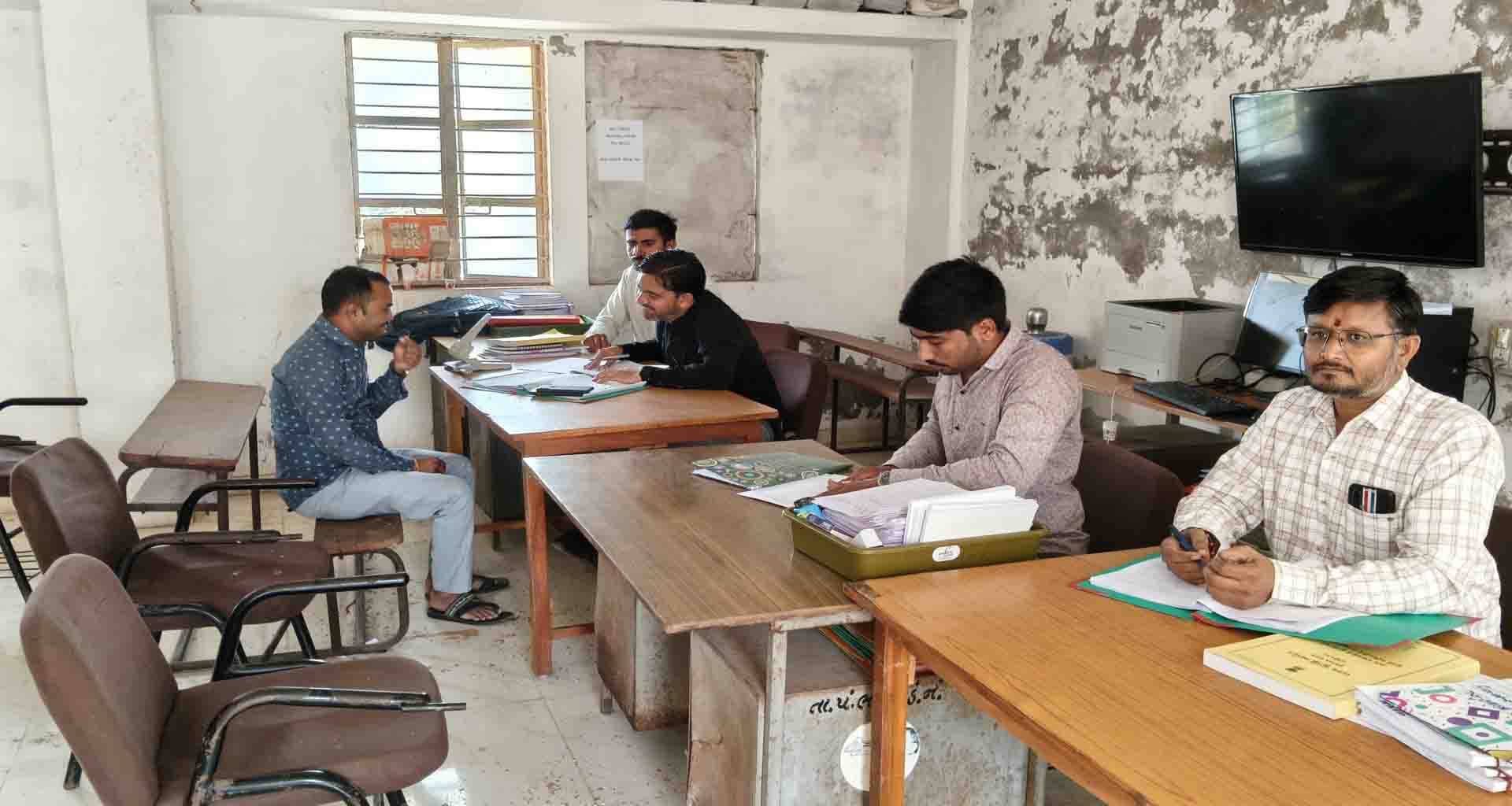 ભાભર તાલુકાની 23 ગ્રામ પંચાયતોની ચૂંટણીનો ધમધમાટ