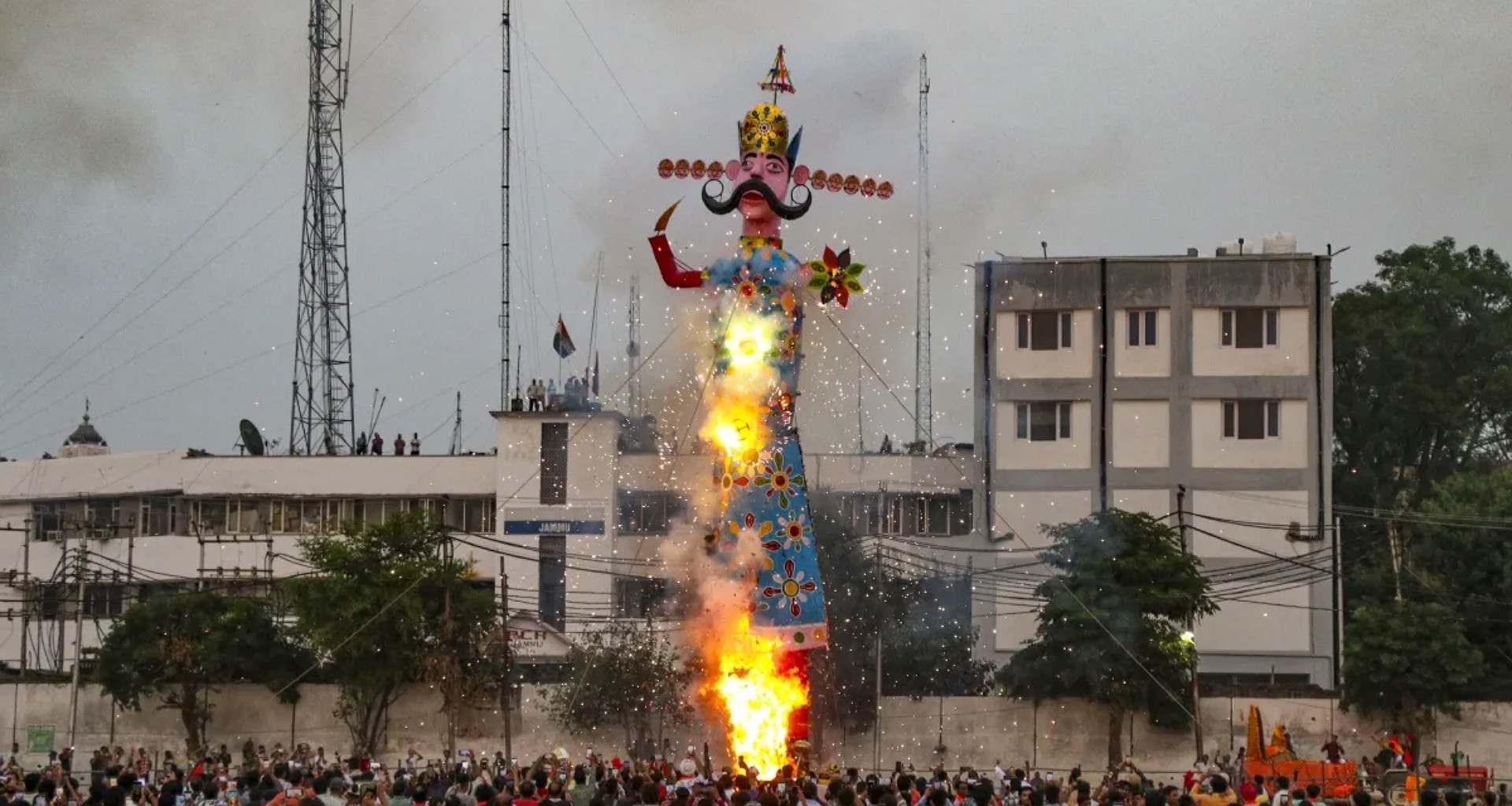 દિલ્હી એનસીઆરથી હિમાચલ અને શ્રીલંકા સુધી, આ સ્થળોએ રાવણ દહન થતું નથી