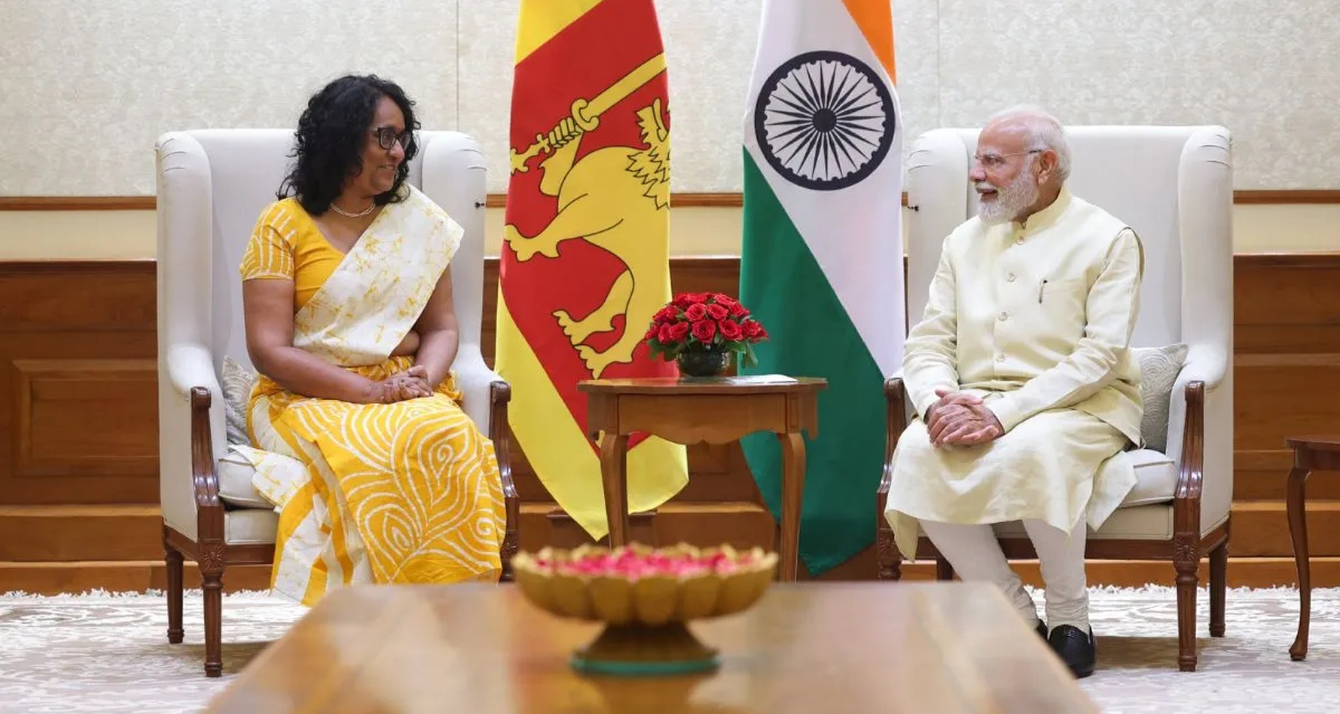 પીએમ મોદી શ્રીલંકાના પ્રધાનમંત્રીને મળ્યા, જાણો કયા મુદ્દાઓ પર ચર્ચા થઈ