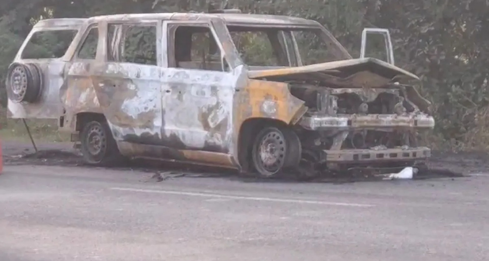 ગુજરાત: એમ્બ્યુલન્સમાં આગ લાગતા ત્રણ લોકોના મોત, અનેક લોકો ઘાયલ