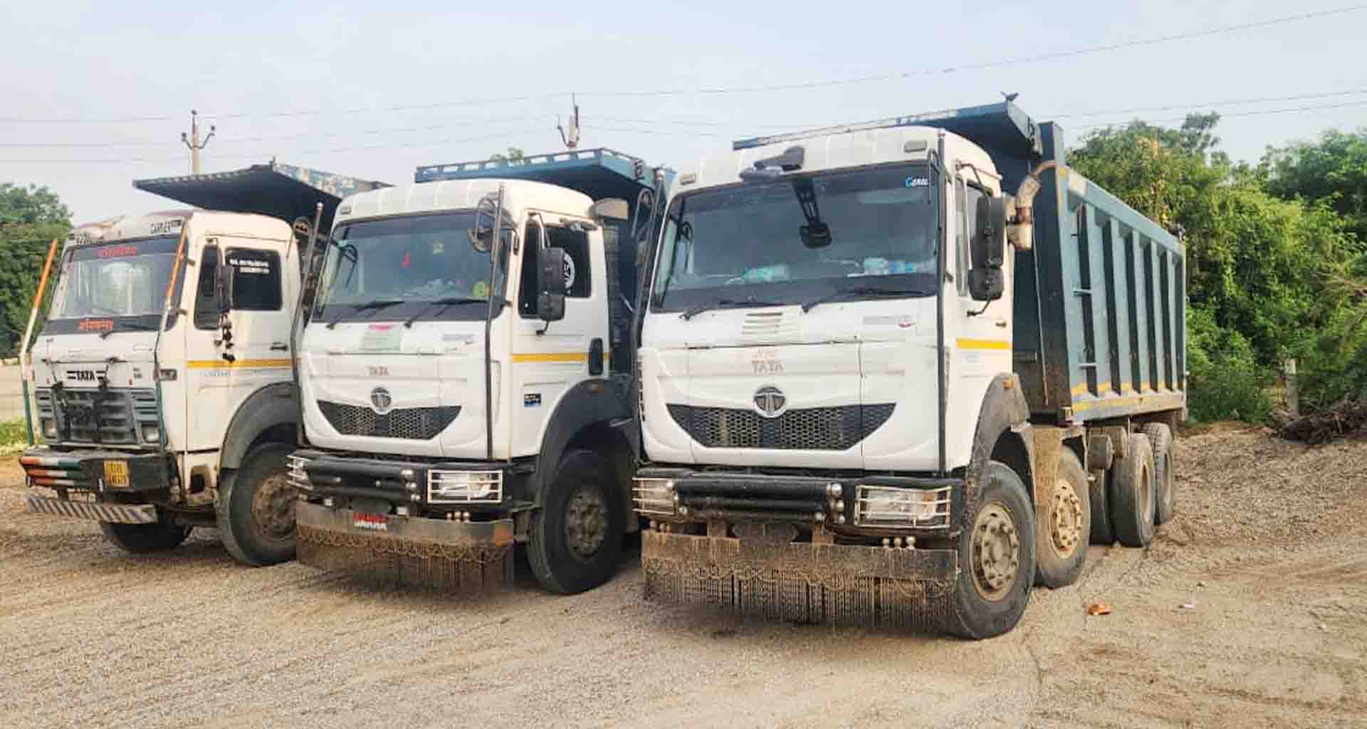 ડીસા તાલુકામાંથી ખનીજ ચોરી કરતા સાત વાહનો ઝડપાયા