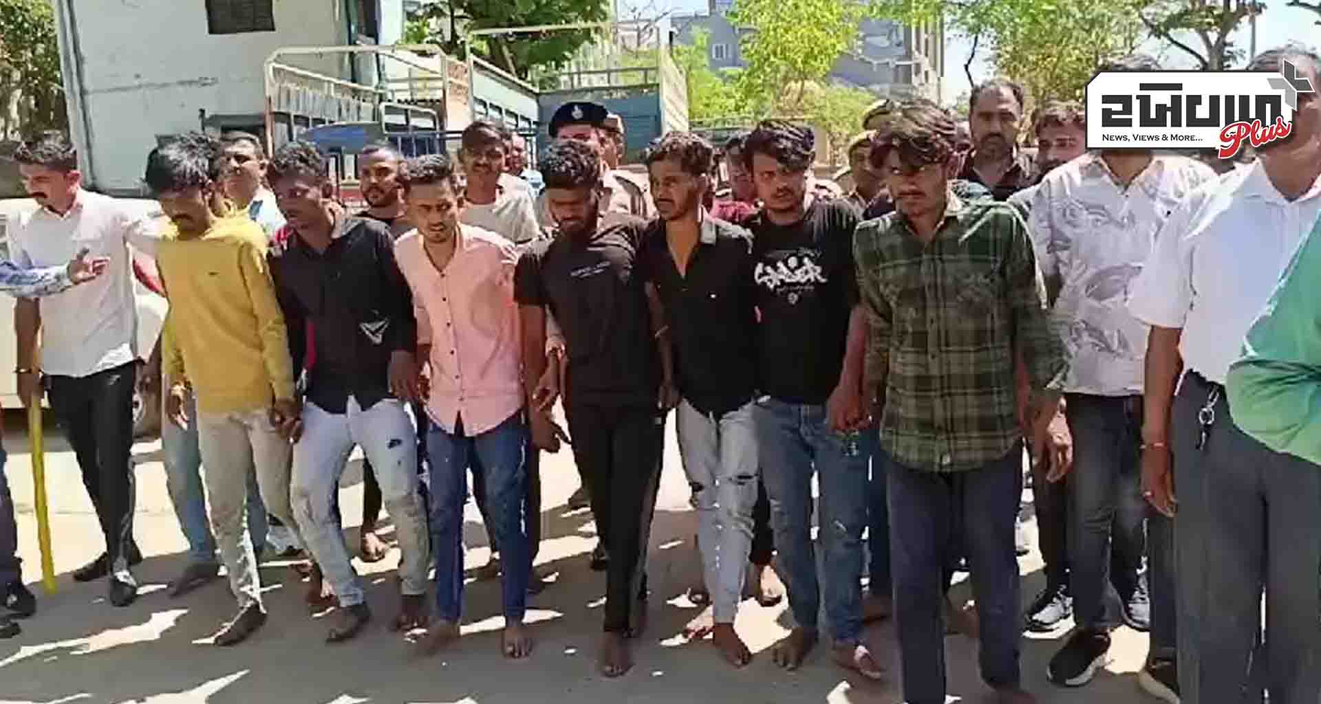 અમદાવાદના વસ્ત્રાલમાં અશાંતિ ફેલાવનારા 11 લોકોની અટકાયત