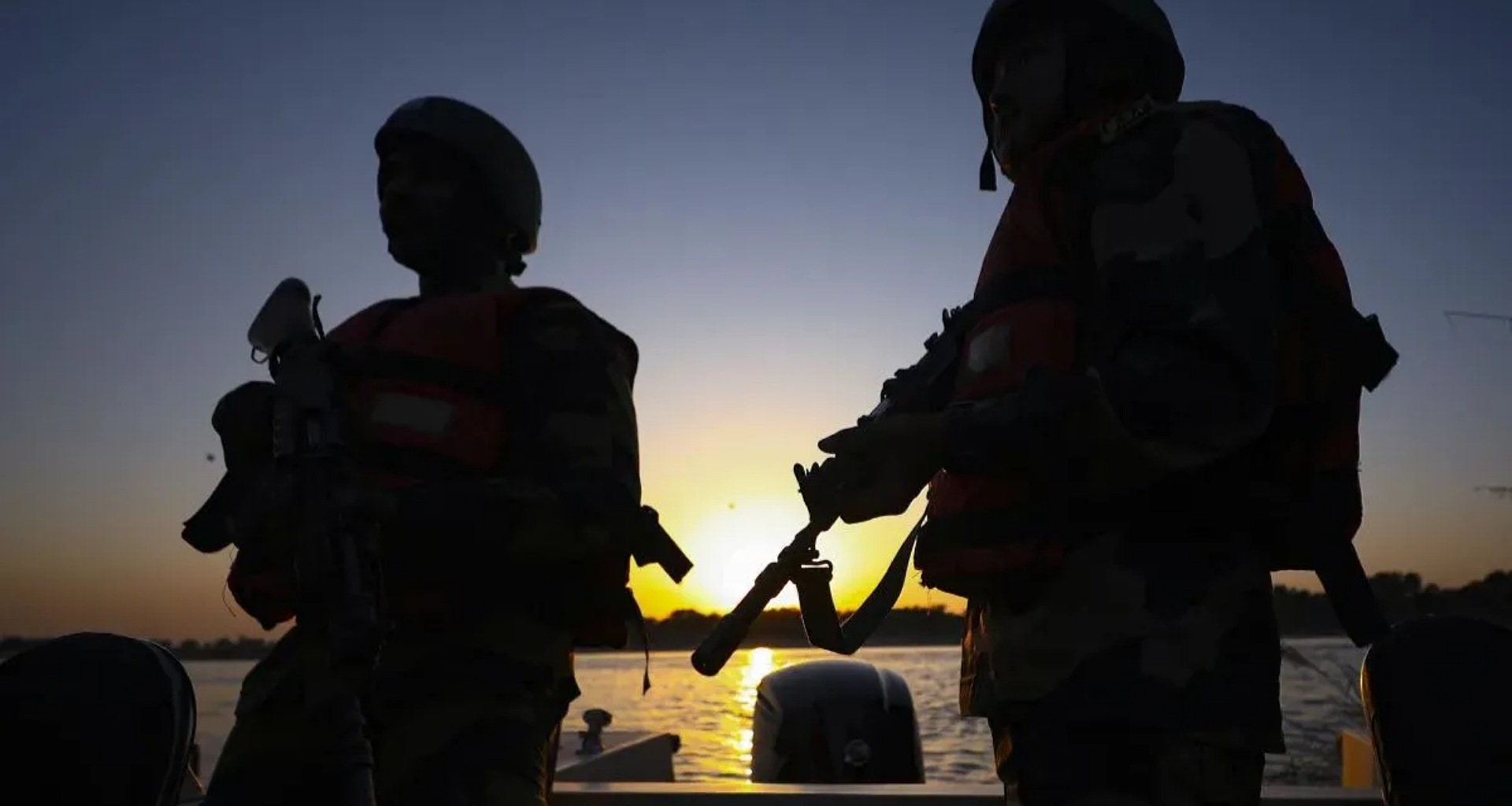 અફઘાનિસ્તાન-પાકિસ્તાન સરહદ પર બંને દેશોના સૈનિકો વચ્ચે ભીષણ અથડામણ, 12 પાકિસ્તાની સૈનિકો માર્યા ગયા