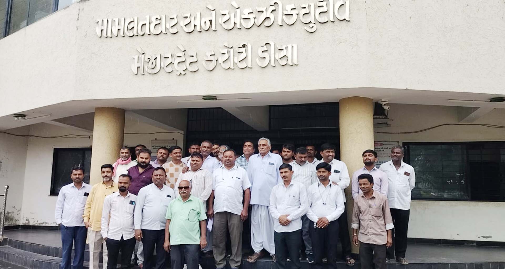 ડીસા સહિત જિલ્લા ફેર પ્રાઈઝ એસો.નું આંદોલનનું રણશિંગુ