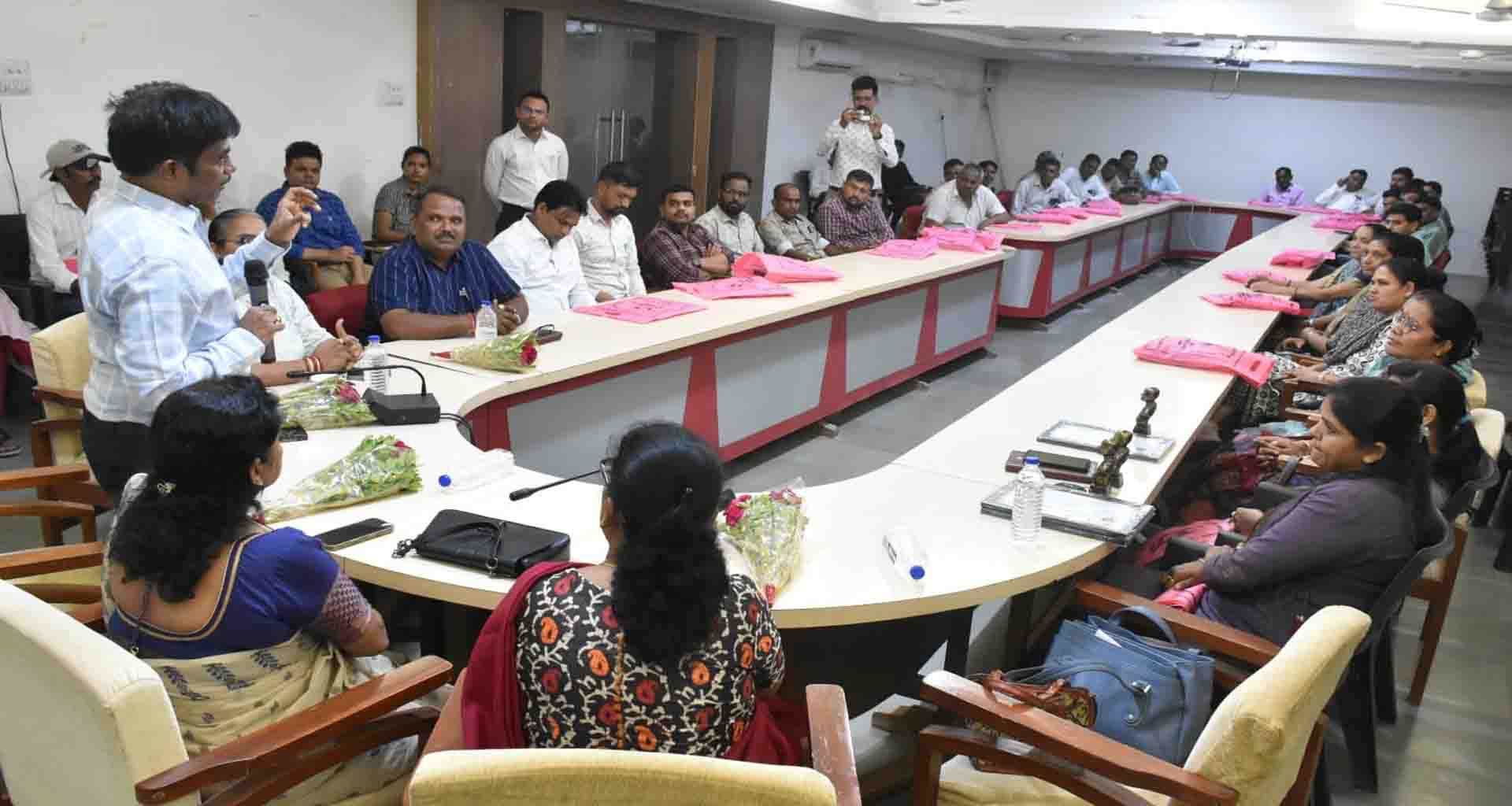 હિંમતનગર ખાતે જિલ્લા પંચાયત પ્રમુખની અધ્યક્ષતામાં રાષ્ટ્રીય ક્ષય નિર્મૂલન કાર્યક્રમ યોજાયો