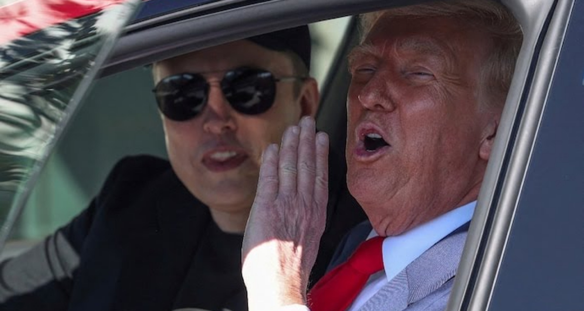 દેશનિકાલની ધમકી પછી એલોન મસ્ક ટ્રમ્પ સાથે ગરમાગરમ થયા