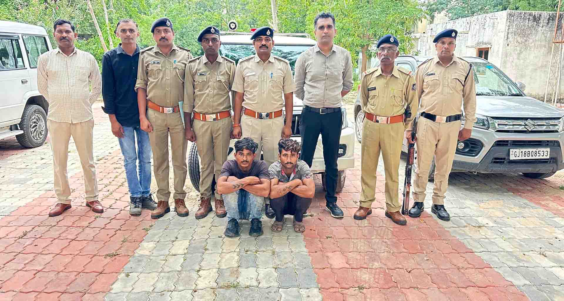 ઘો નો શિકાર કરવાનો પ્રયત્ન કરતા ઈસમોને પકડી પાડતી અમીરગઢ રેન્જની ટીમ