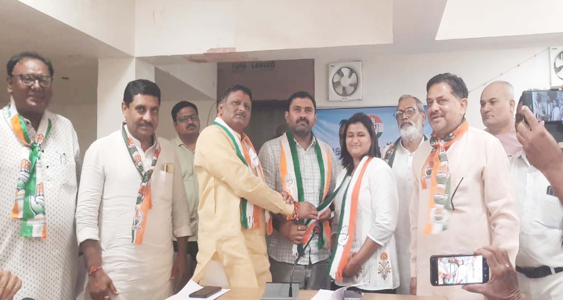 બનાસકાંઠા જિલ્લા કોંગ્રેસે વોટ ચોરી મુદે સર્કિટ હાઉસ ખાતે પત્રકાર પરિષદ યોજી