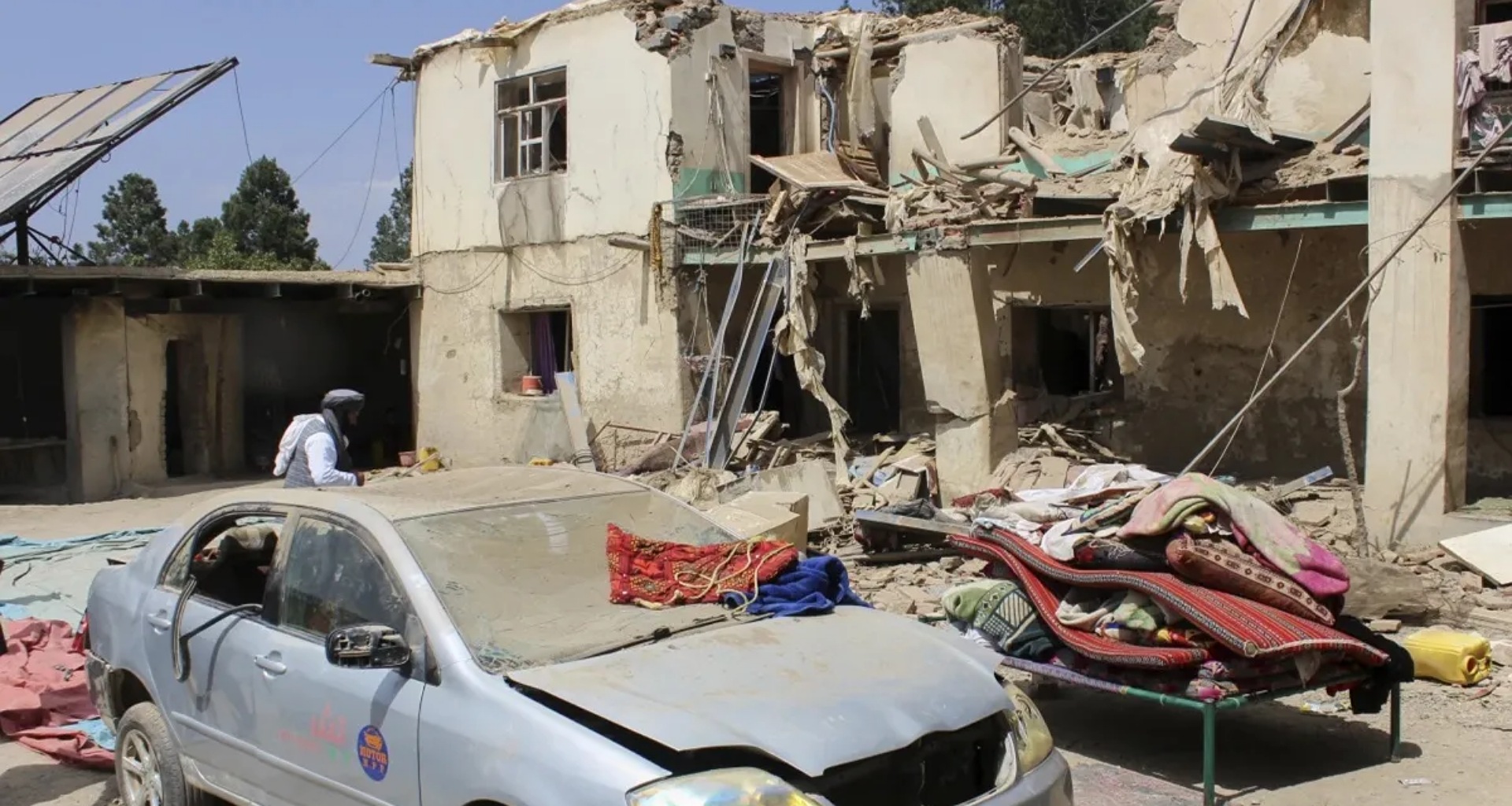 અફઘાનિસ્તાને પાકિસ્તાન પર હવાઈ હુમલાનો આરોપ લગાવ્યો, 3 લોકોના મોત